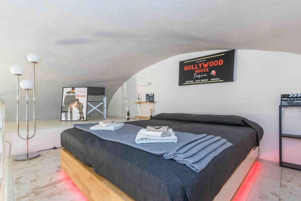 Hollywood Housein The Heart Of Turin Apartment Ngoại thất bức ảnh