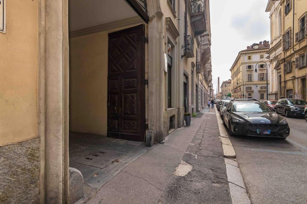 Hollywood Housein The Heart Of Turin Apartment Ngoại thất bức ảnh