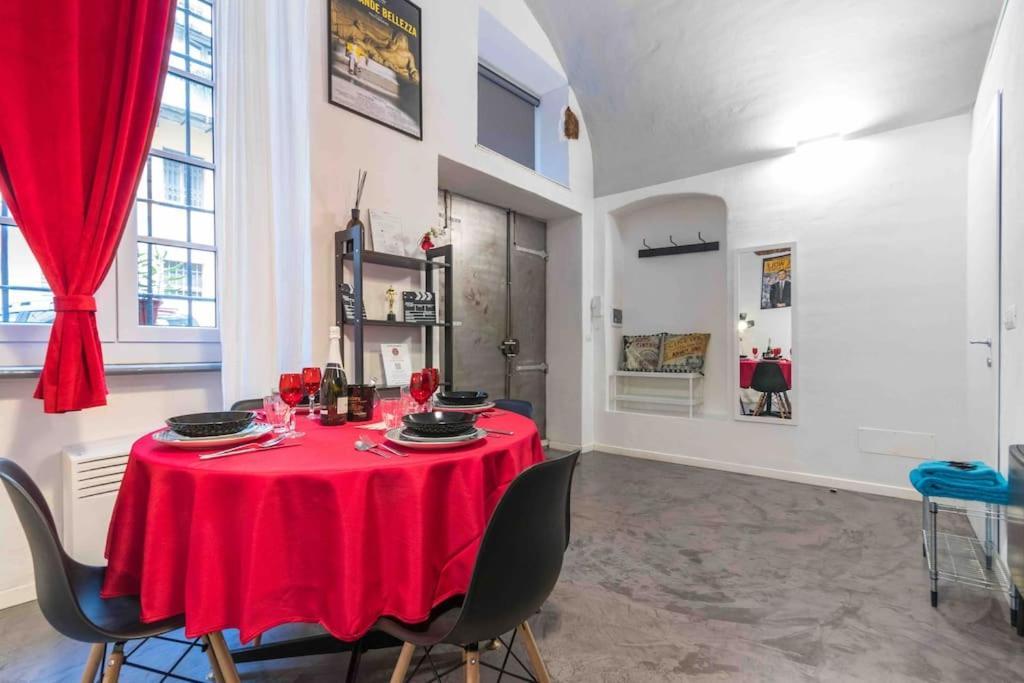 Hollywood Housein The Heart Of Turin Apartment Ngoại thất bức ảnh